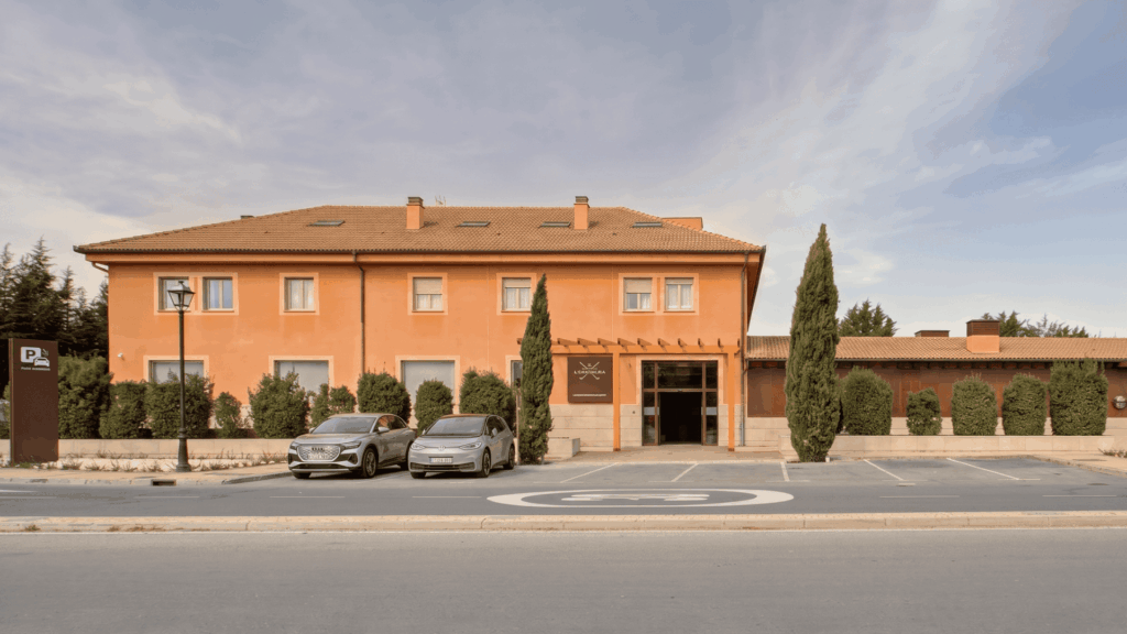 Hotel Faisanera Golf parking